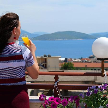 Hotel Eden Sarandë 外观 照片