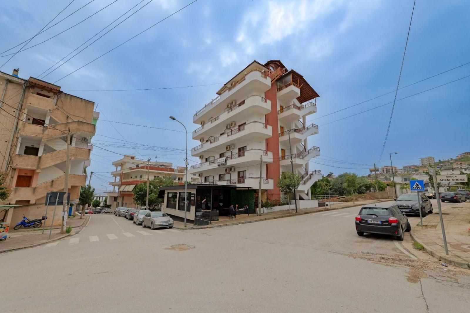 Hotel Eden Sarandë 外观 照片
