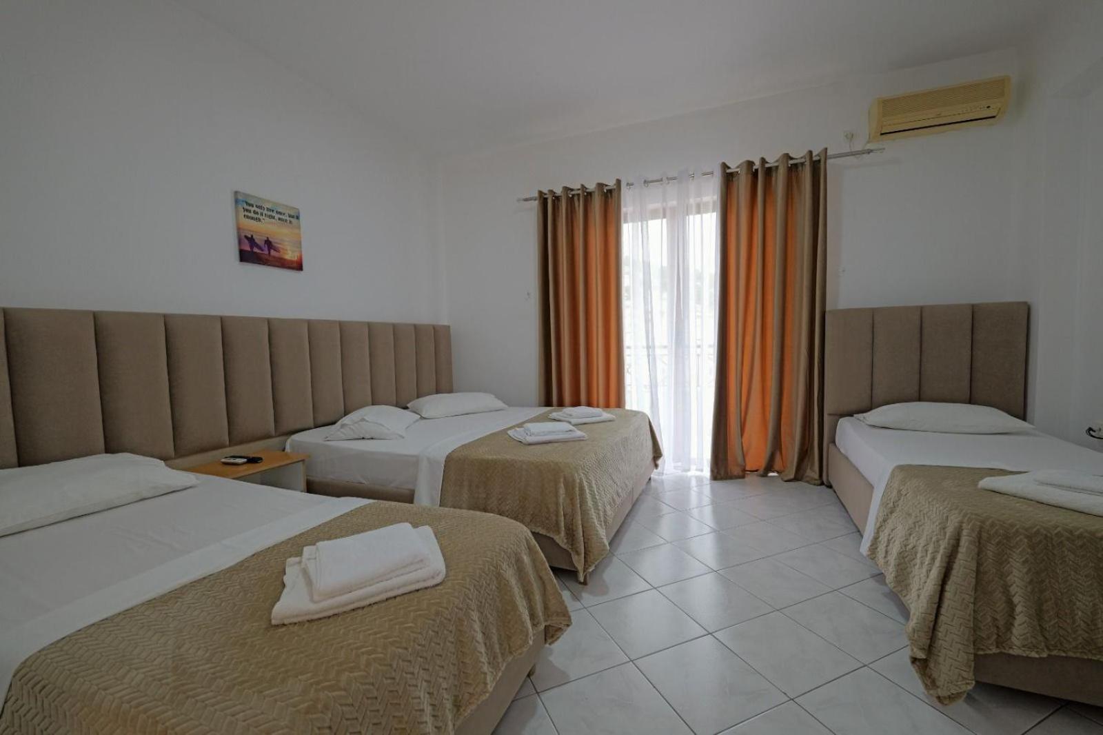 Hotel Eden Sarandë 外观 照片