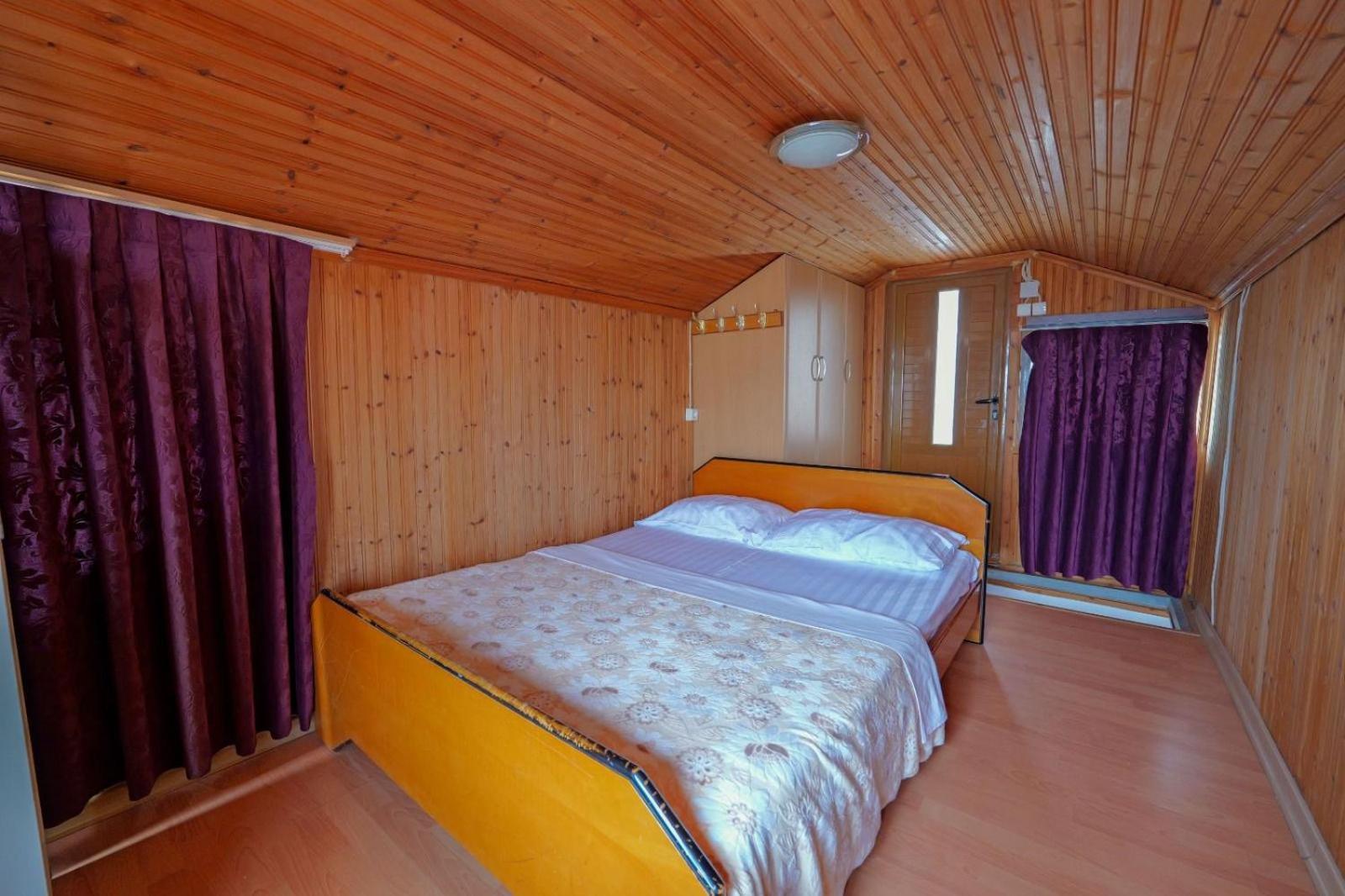 Hotel Eden Sarandë 外观 照片