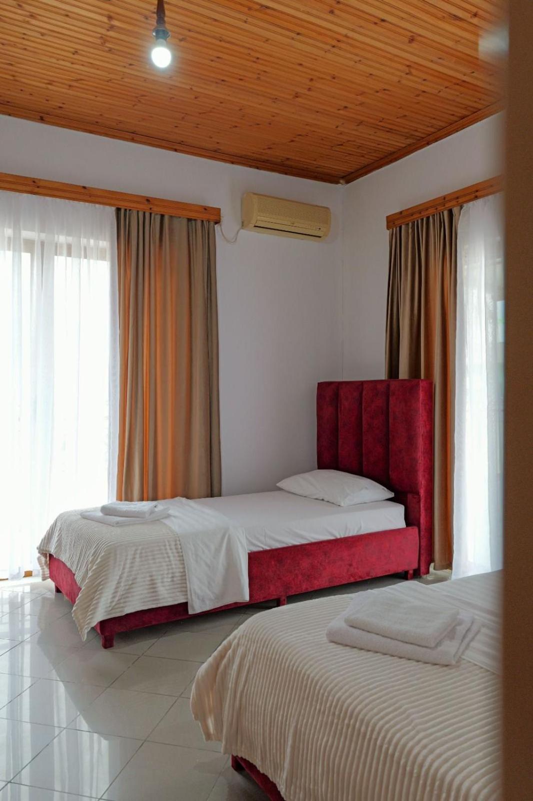 Hotel Eden Sarandë 外观 照片