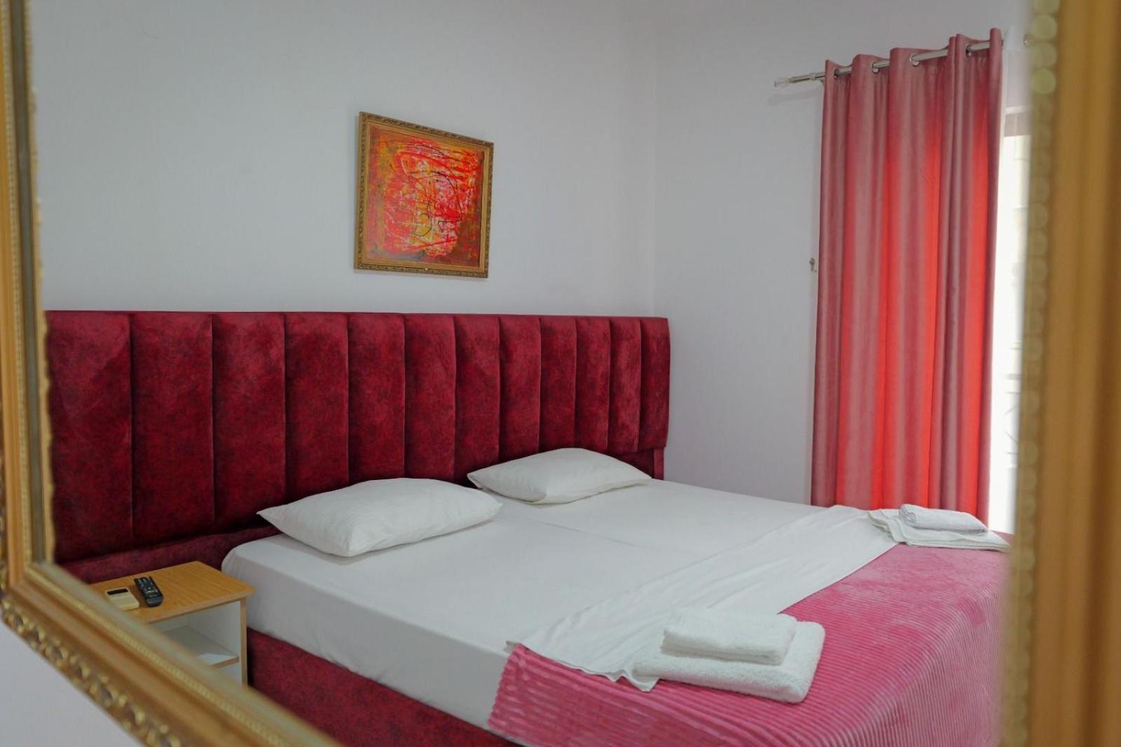 Hotel Eden Sarandë 外观 照片
