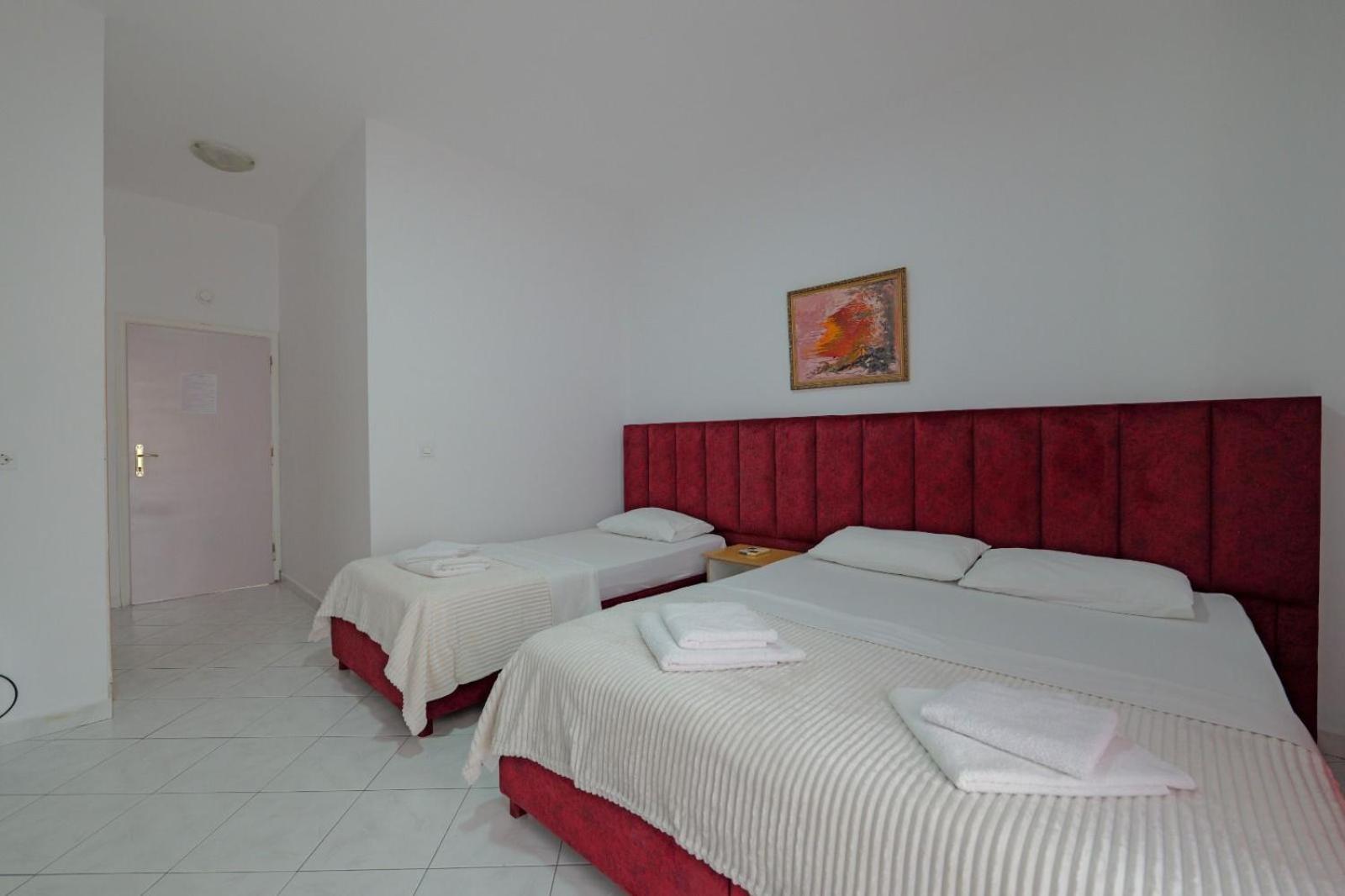 Hotel Eden Sarandë 外观 照片