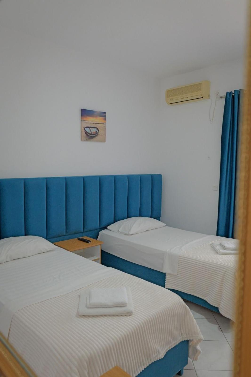 Hotel Eden Sarandë 外观 照片